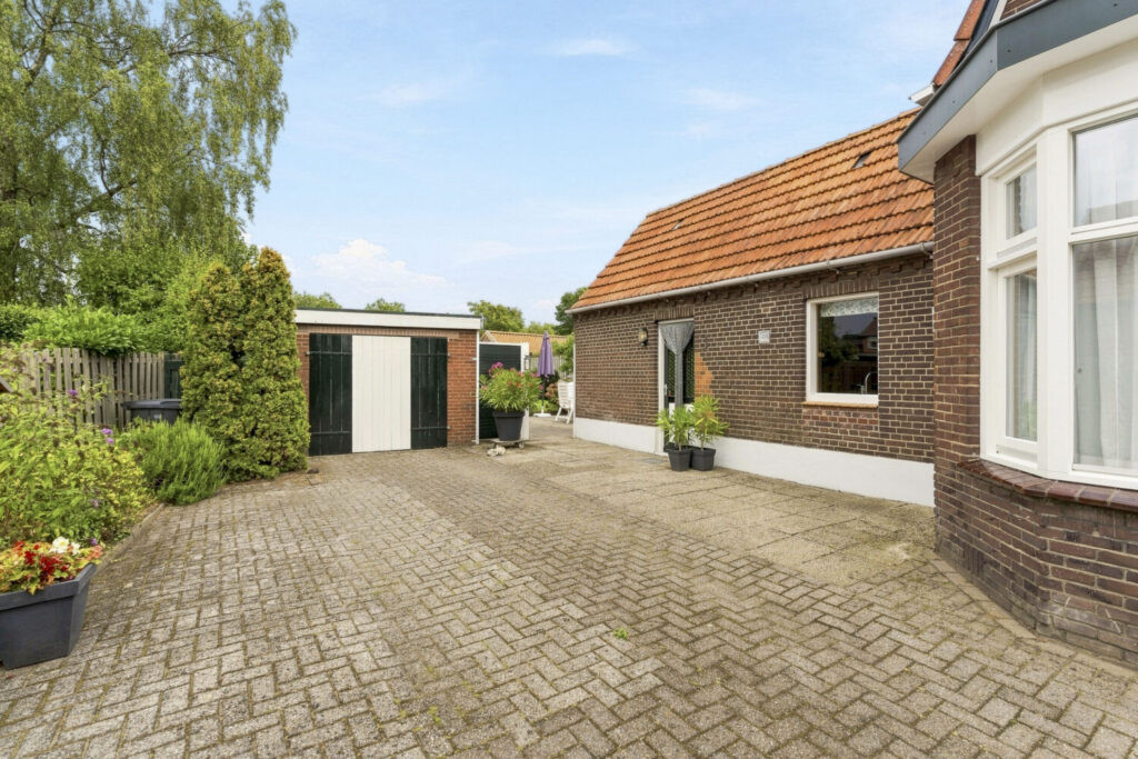 Twee-onder-één-kap te koop: Steendalerstraat 52, Gennep