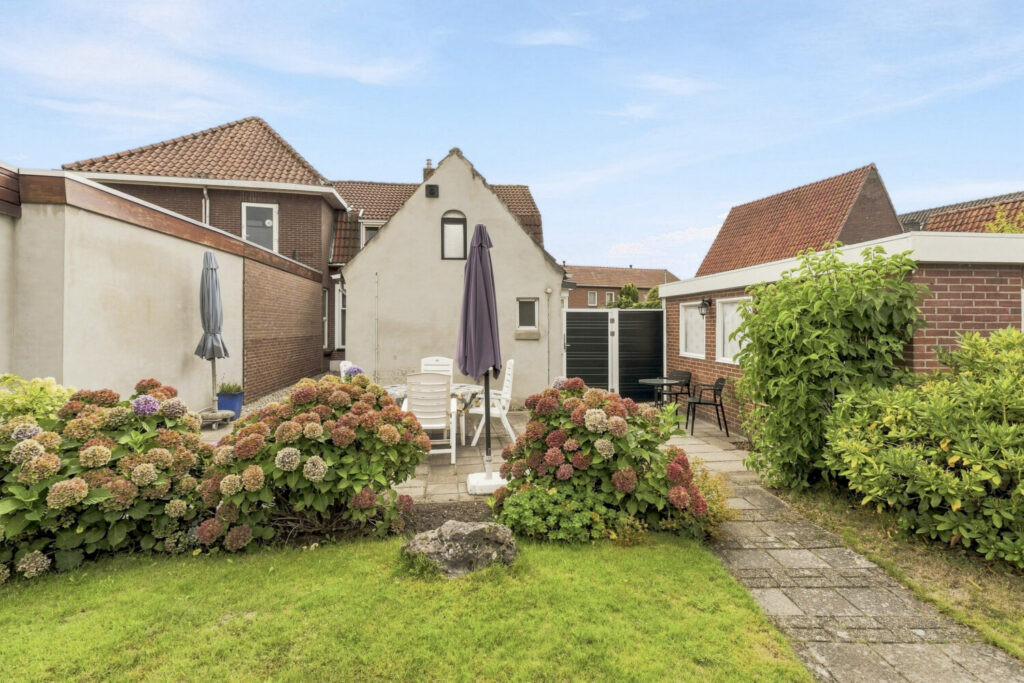 Twee-onder-één-kap te koop: Steendalerstraat 52, Gennep