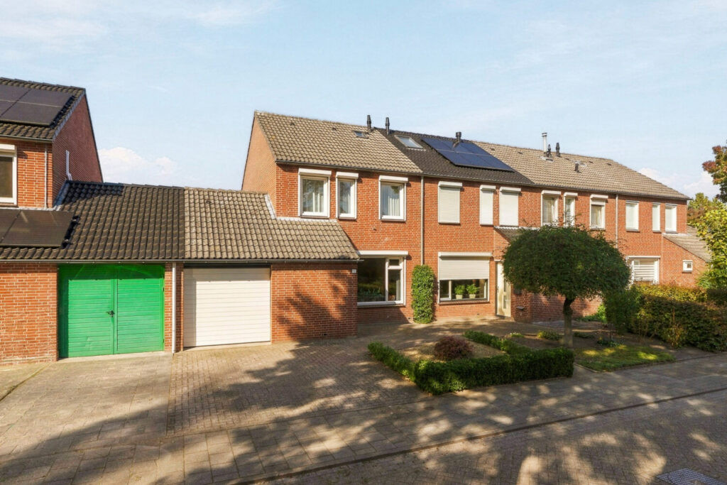 Tussenwoning te koop: Norbertplein 15, Gennep