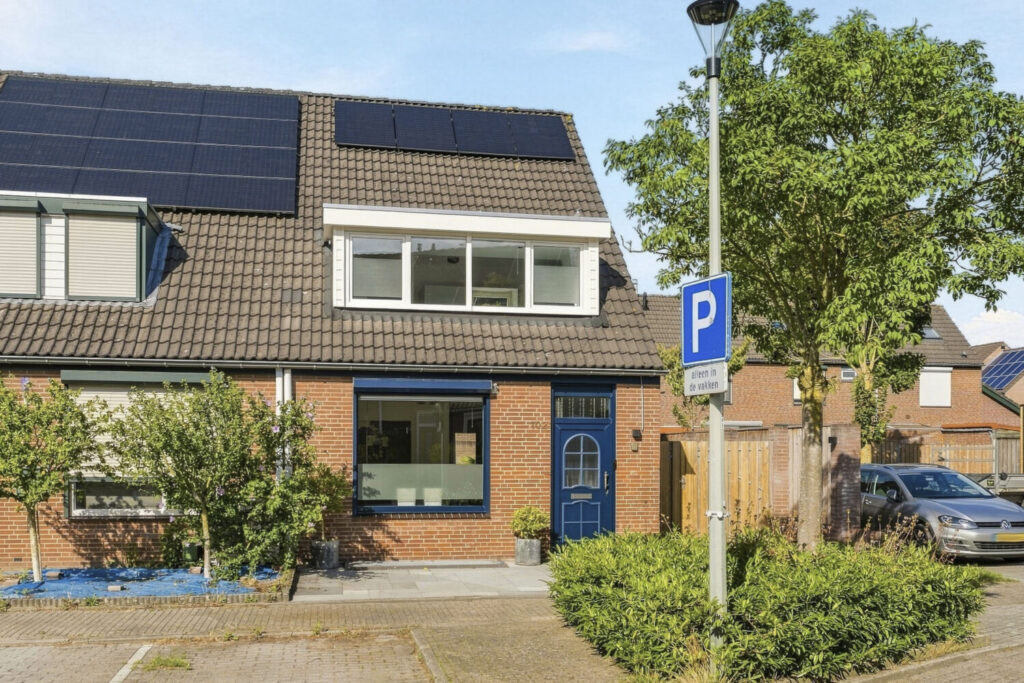 Hoekwoning te koop: Hoekweg 102, Gennep