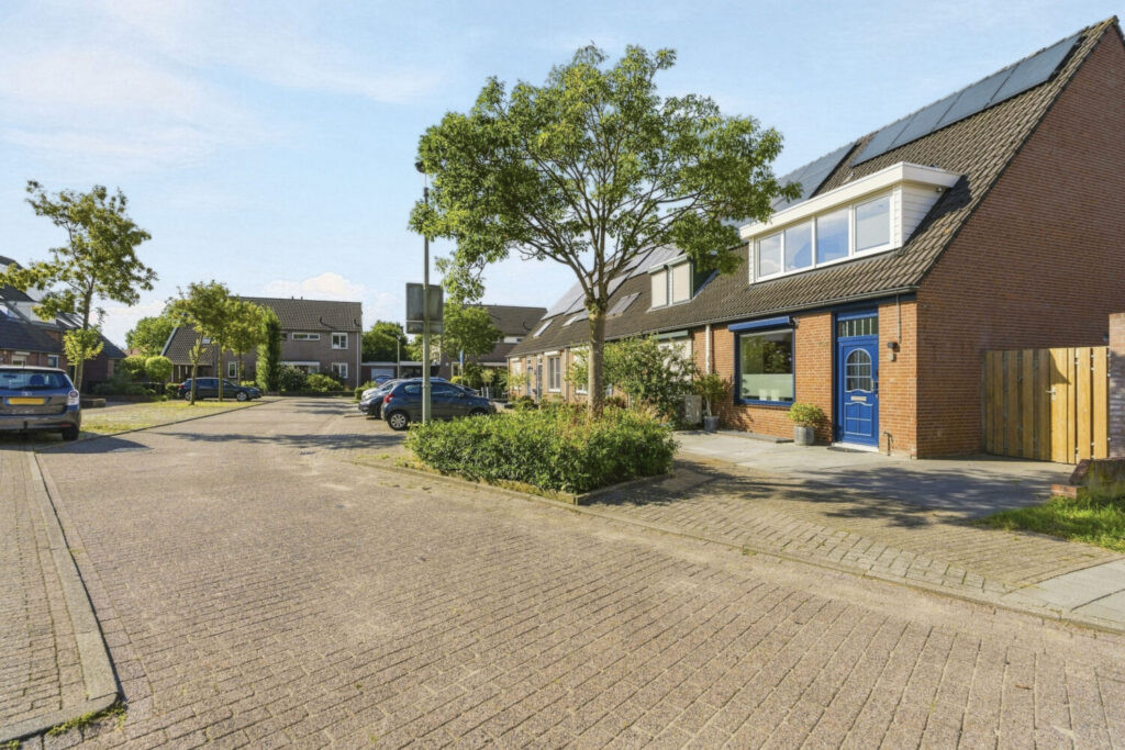 Hoekwoning te koop: Hoekweg 102, Gennep