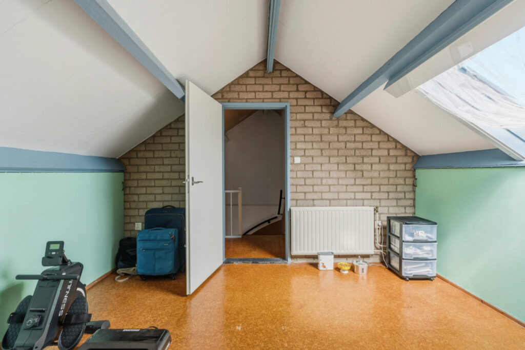 Twee-onder-één-kap te koop: Acaciastraat 16, Heijen