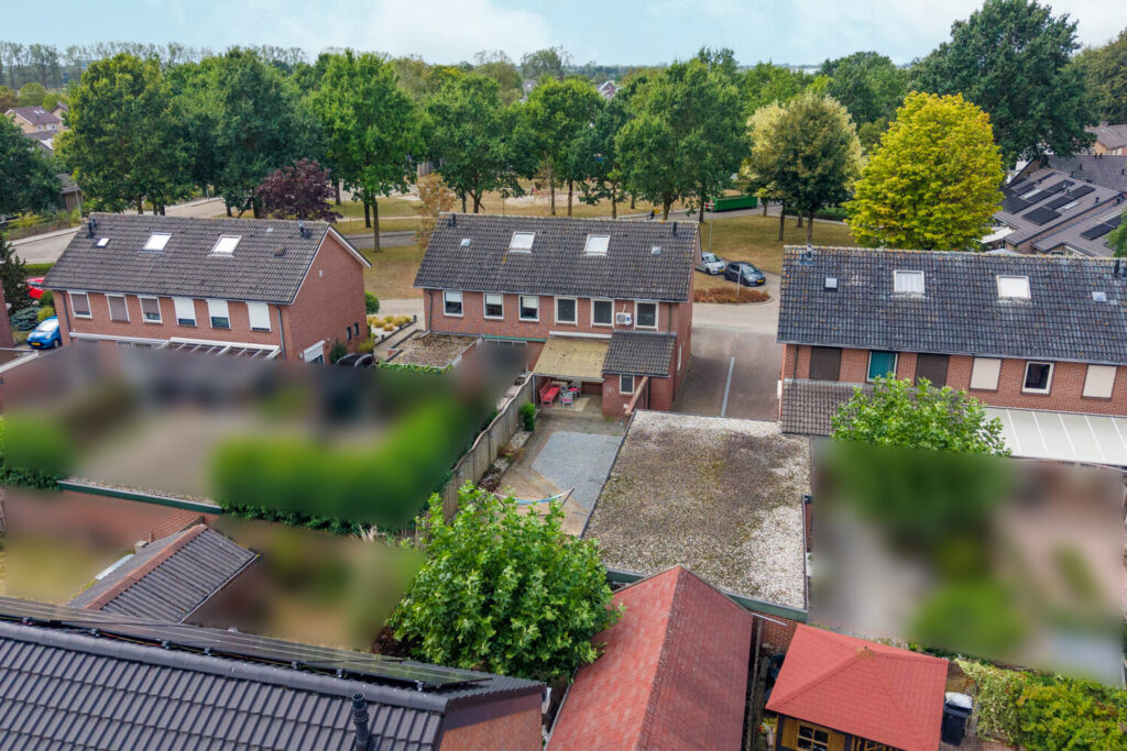 Twee-onder-één-kap te koop: Acaciastraat 16, Heijen
