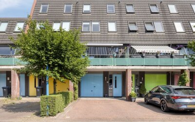 Hof van Hag. 84
