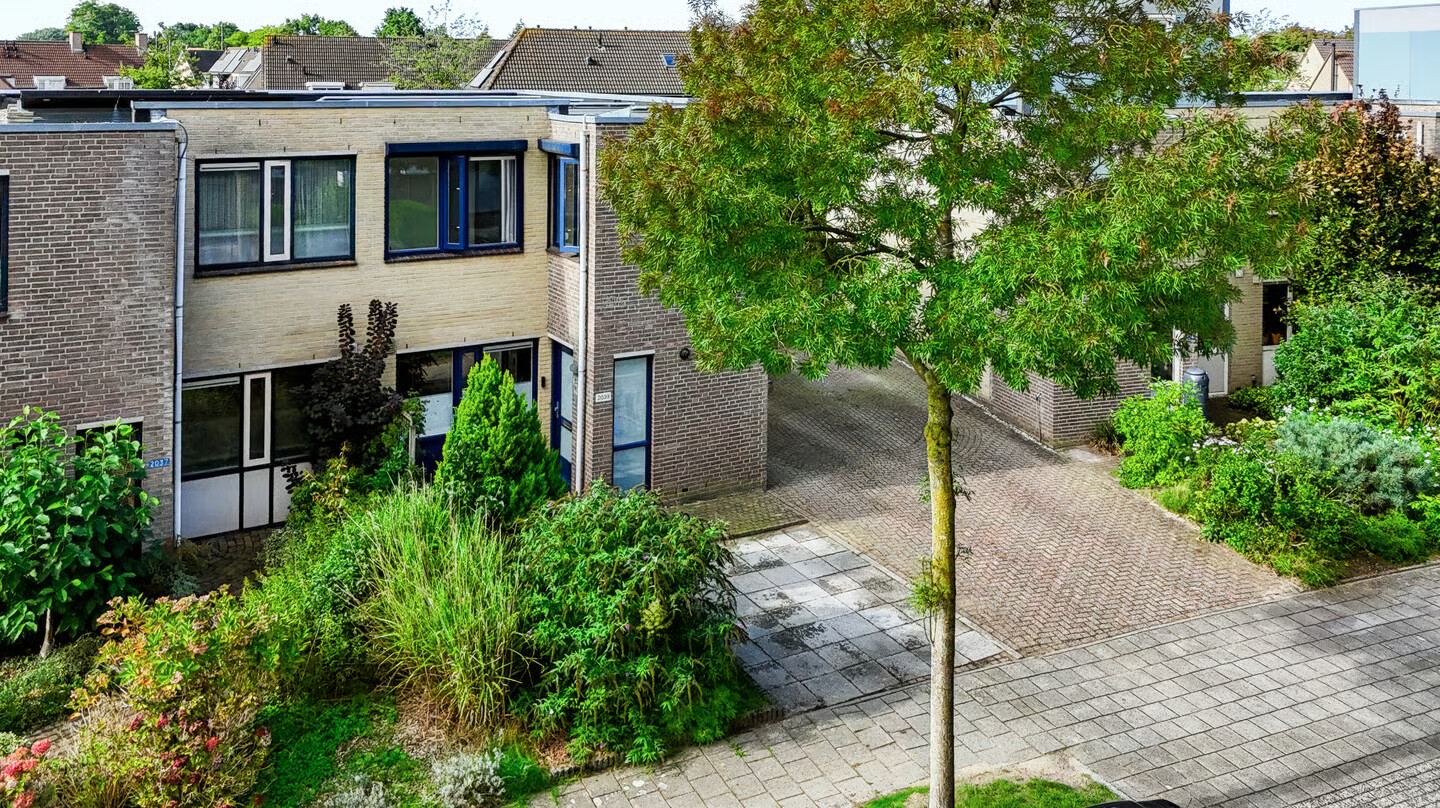 Twee-onder-één-kap te koop: Saltshof 2039, Wijchen