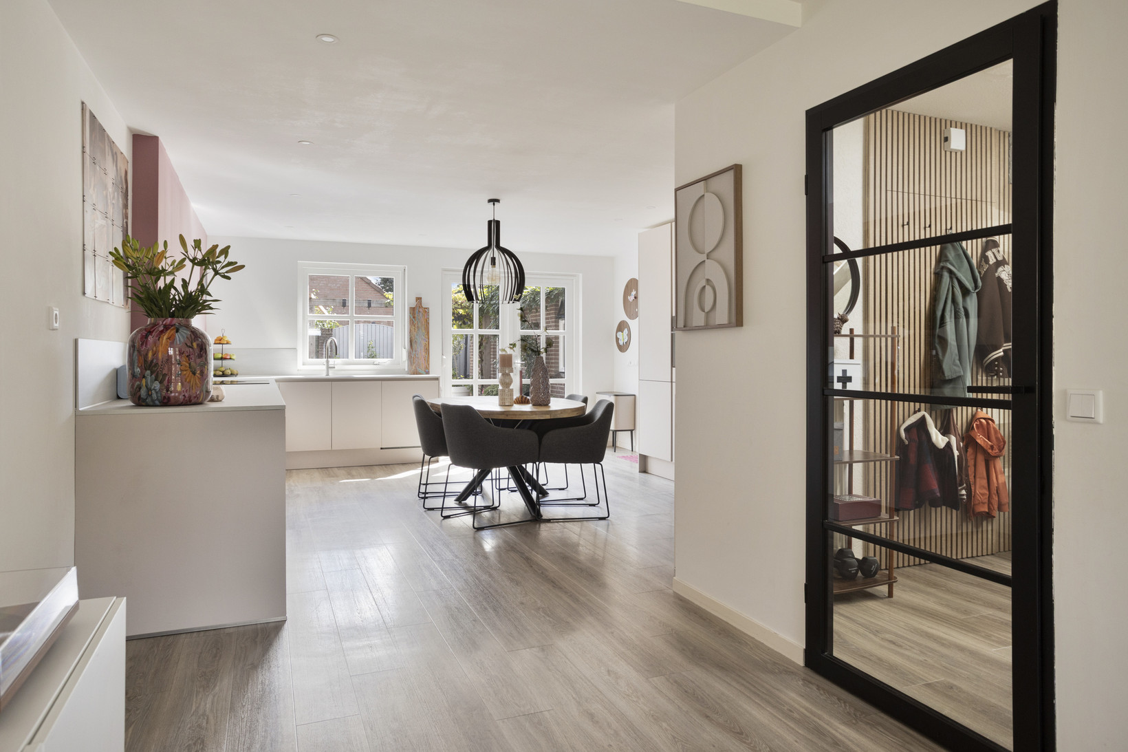 Tussenwoning te koop: de Laak 23, Dreumel