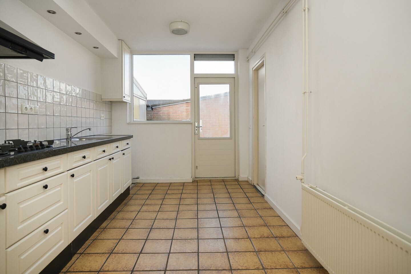 Tussenwoning te koop: Beatrixstraat 12, Dreumel