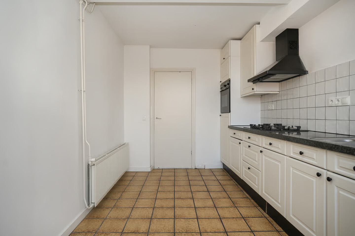 Tussenwoning te koop: Beatrixstraat 12, Dreumel