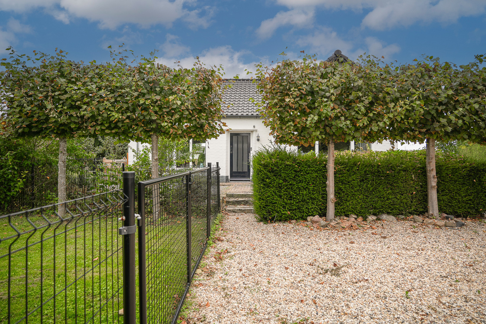 Vrijstaande woning te koop: van Heemstraweg 3, Heerewaarden