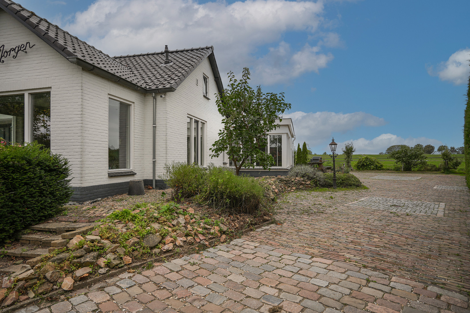 Vrijstaande woning te koop: van Heemstraweg 3, Heerewaarden