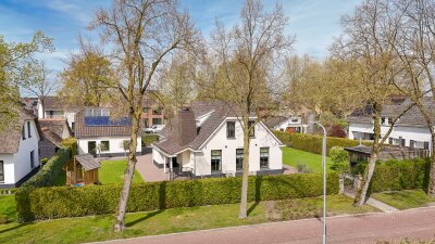 Middendam 12