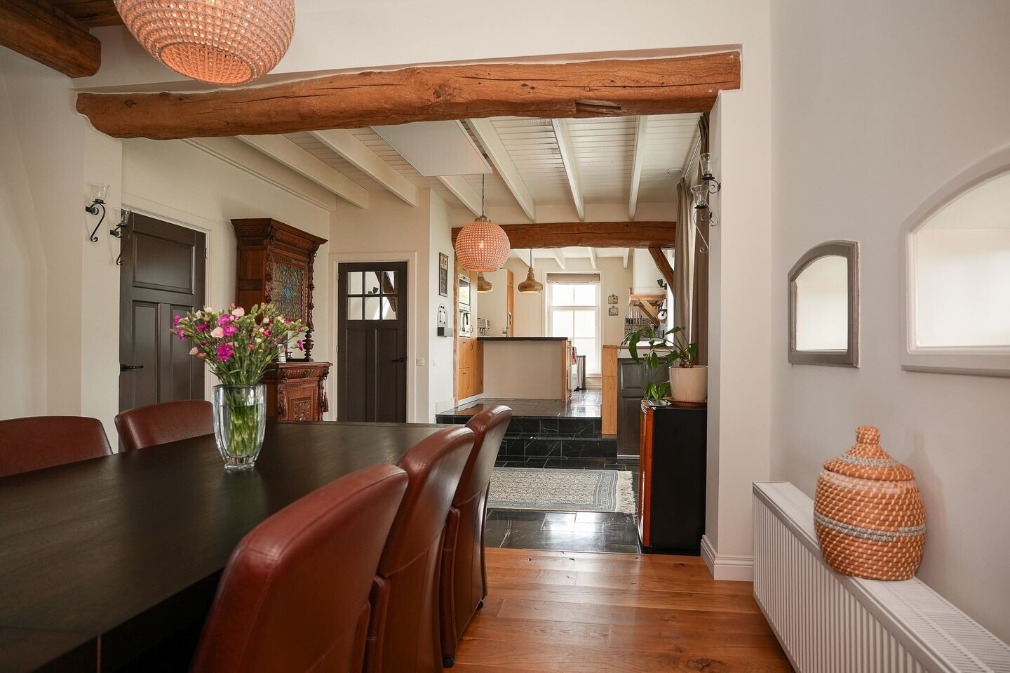 Vrijstaande woning te koop: Elsweg 3, Alphen