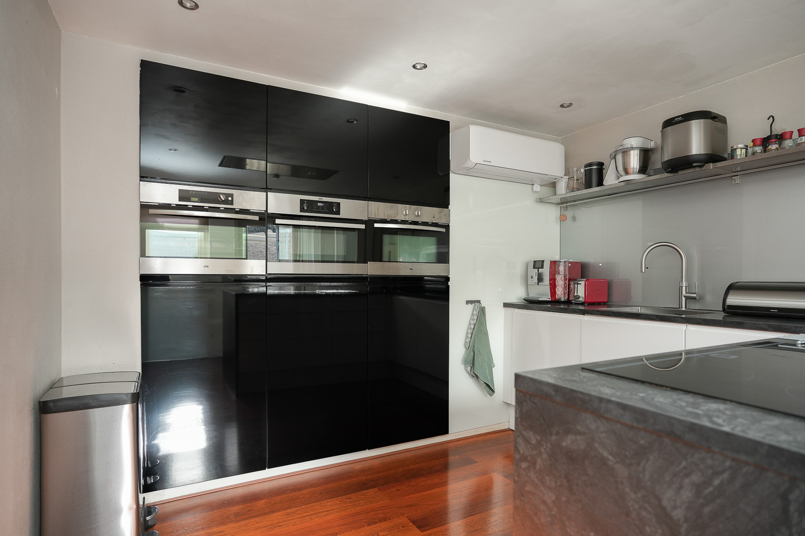 Vrijstaande woning te koop: Lindenlaan 3, Alphen
