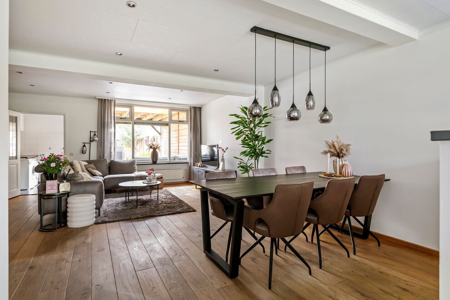 Tussenwoning te koop: Pater van Boxtelweg 9, Ewijk