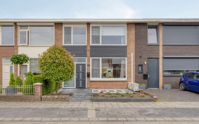 Burgemeester Overmarsstraat 16