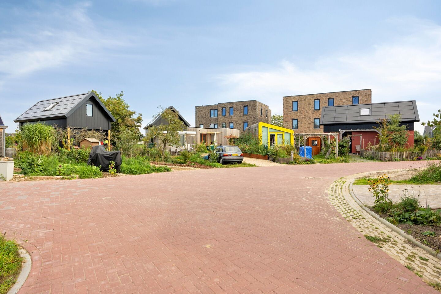 Tussenwoning te koop: de Waterkuil 8, Ewijk