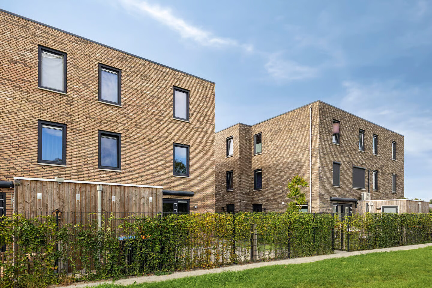 Tussenwoning te koop: de Waterkuil 8, Ewijk
