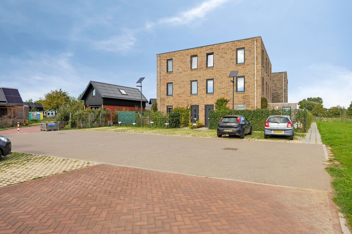Tussenwoning te koop: de Waterkuil 8, Ewijk
