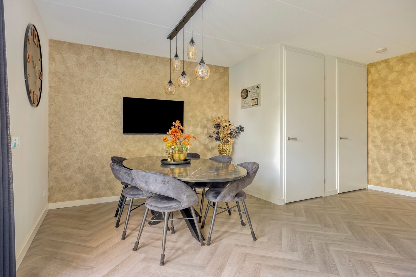 Tussenwoning te koop: de Waterkuil 8, Ewijk