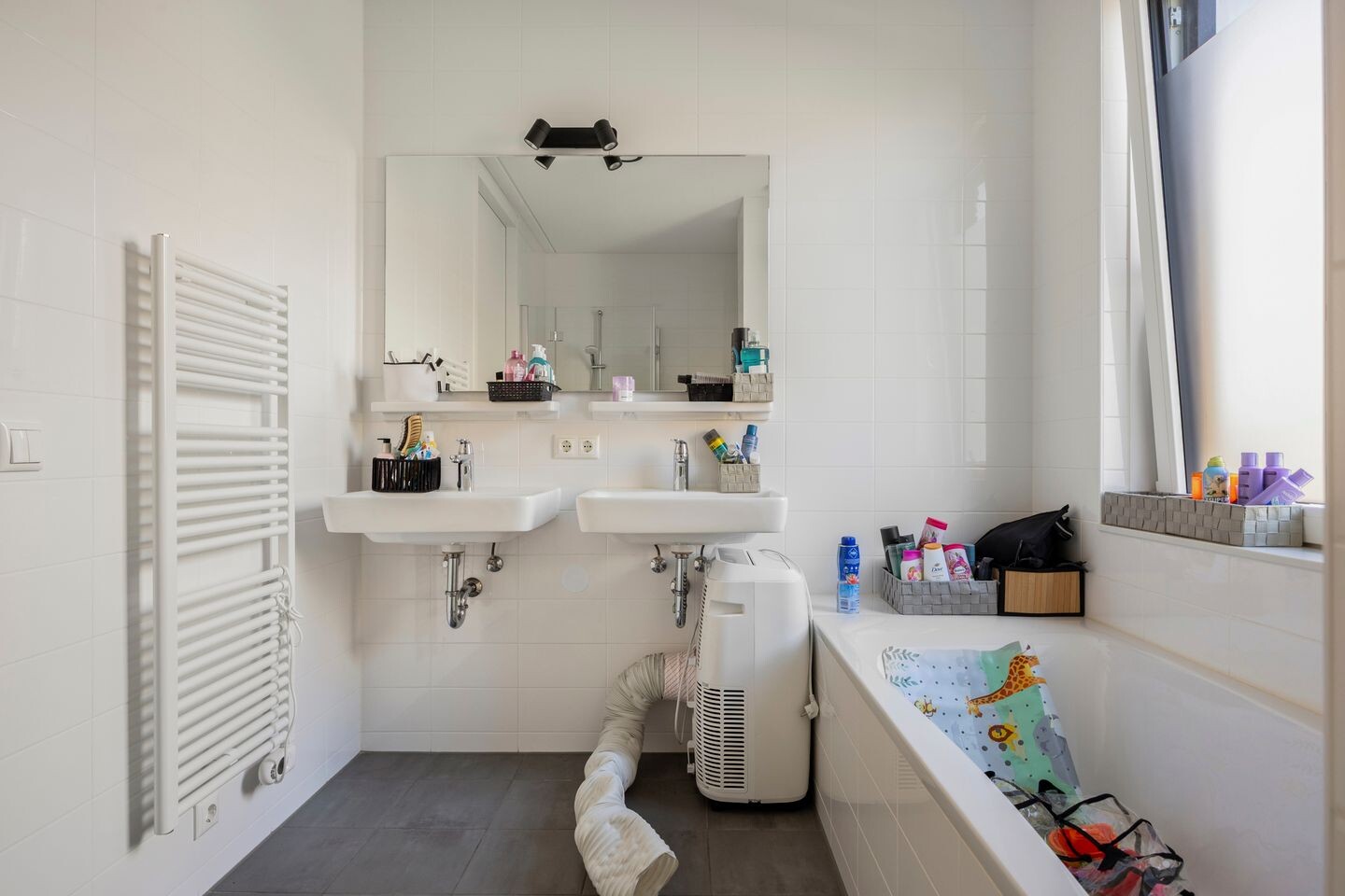 Tussenwoning te koop: de Waterkuil 8, Ewijk