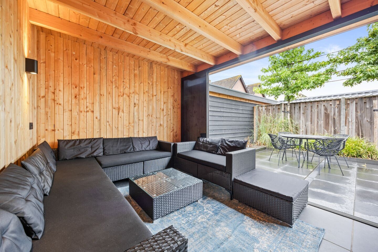 Hoekwoning te koop: Nijenkamp 136, Druten