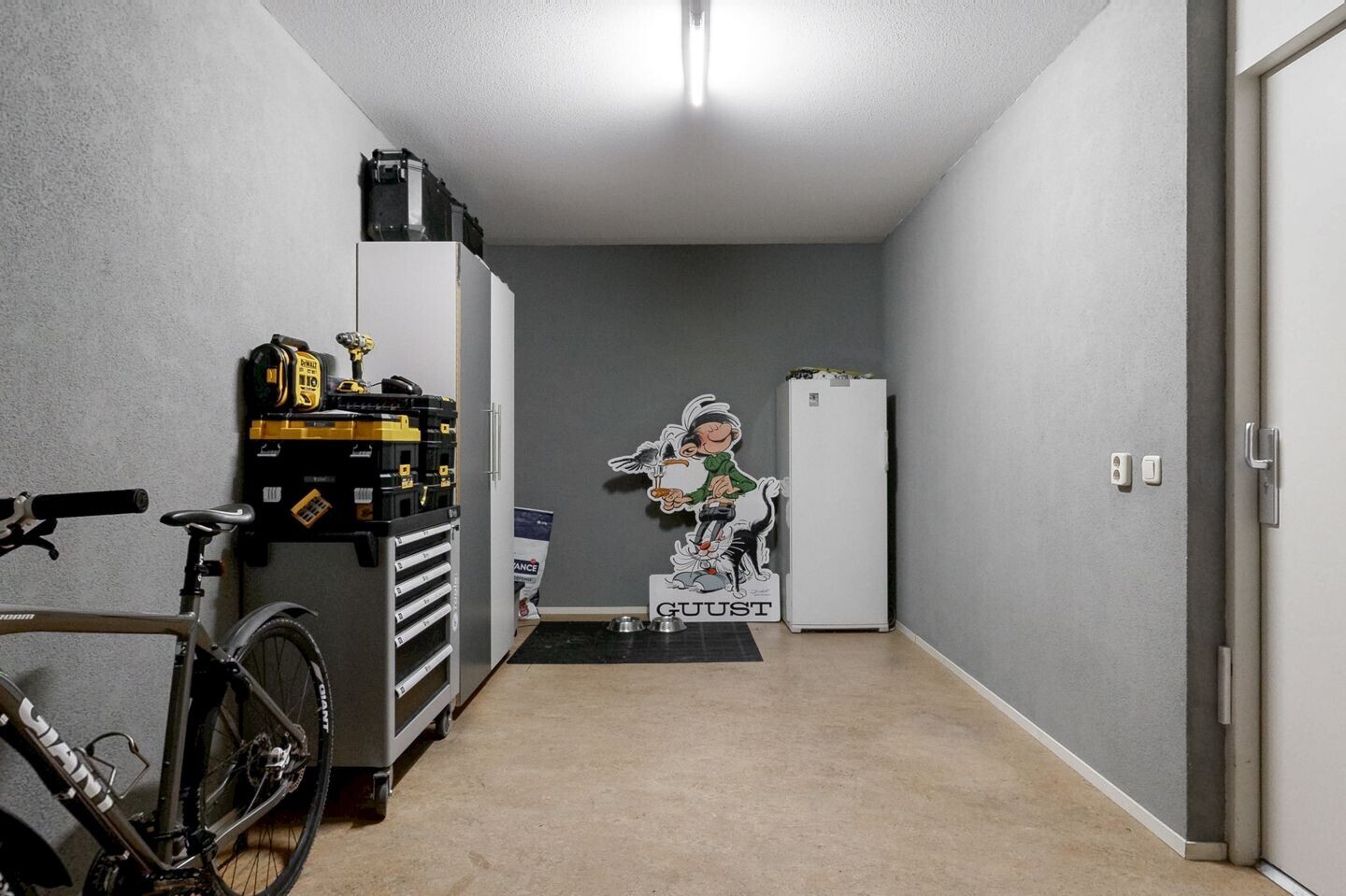 Tussenwoning te koop: Kasteelhof 11, Druten