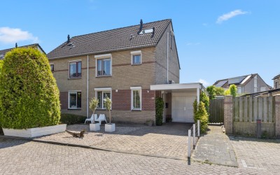 Klaverpas 13