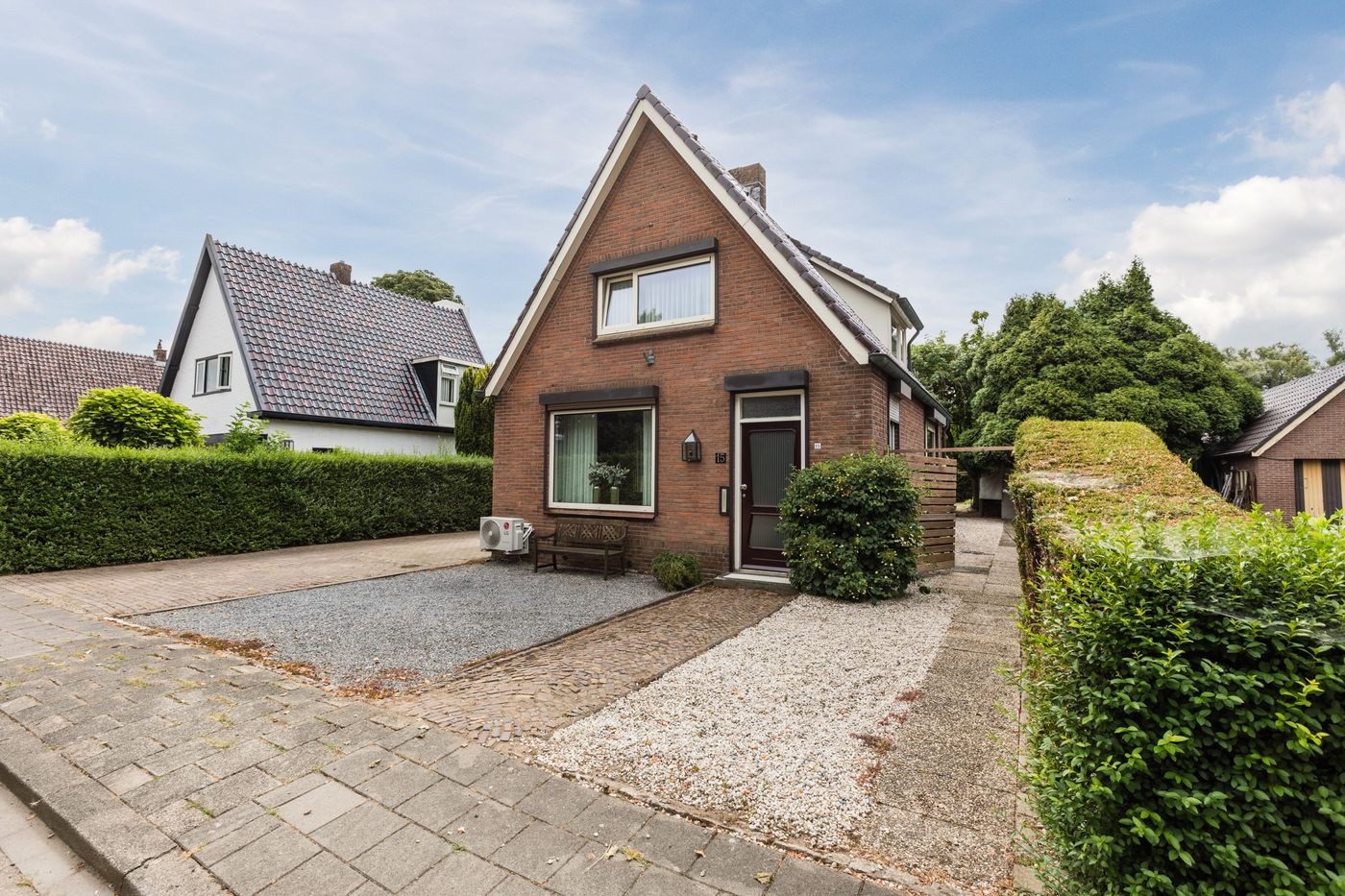 Vrijstaande woning te koop: Munnikhofsestraat 15, Deest