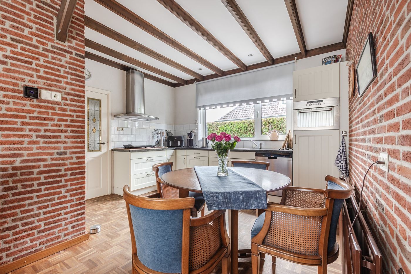 Vrijstaande woning te koop: Munnikhofsestraat 15, Deest