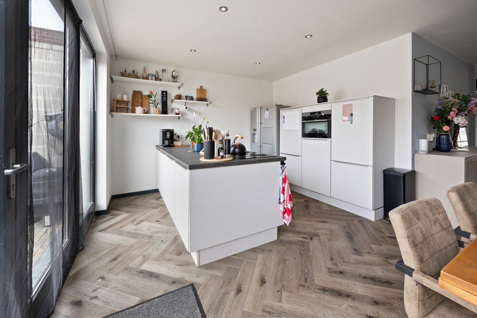 Tussenwoning te koop: Vriezeweg 71, Deest