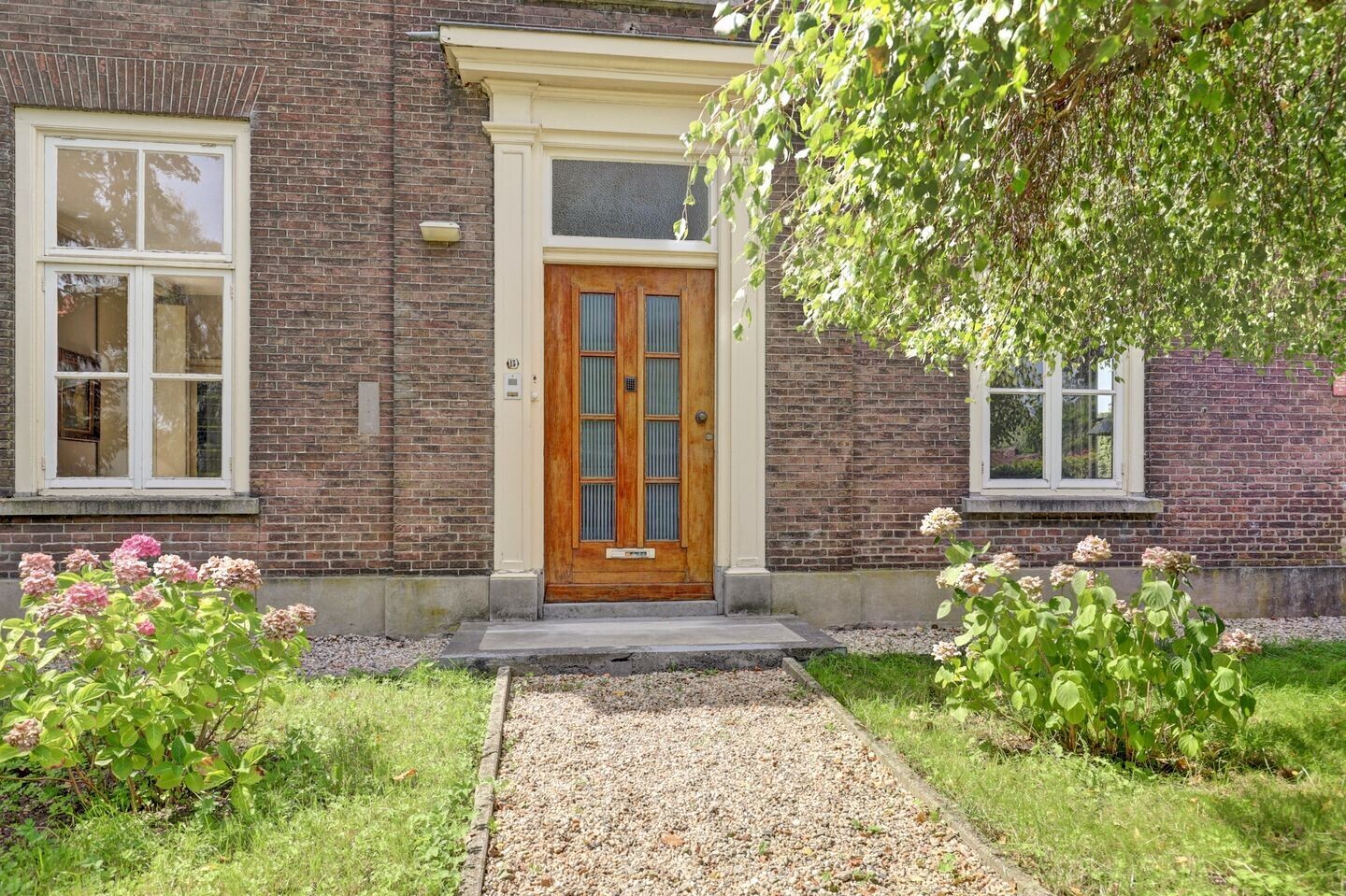 Vrijstaande woning te koop: Grotestraat 13, Deest