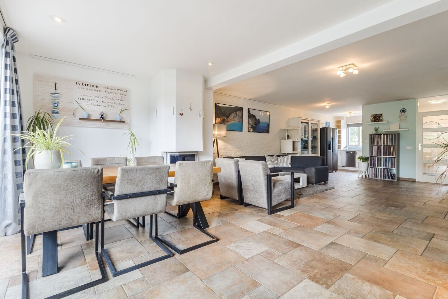 Tussenwoning te koop: Gravendaal 30, Deest