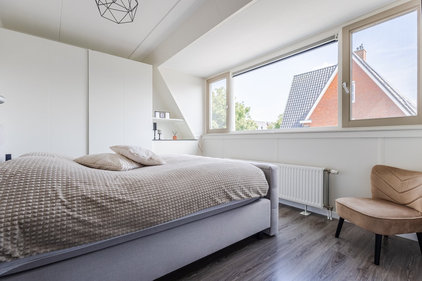 Tussenwoning te koop: Sterrenzand 8, Deest