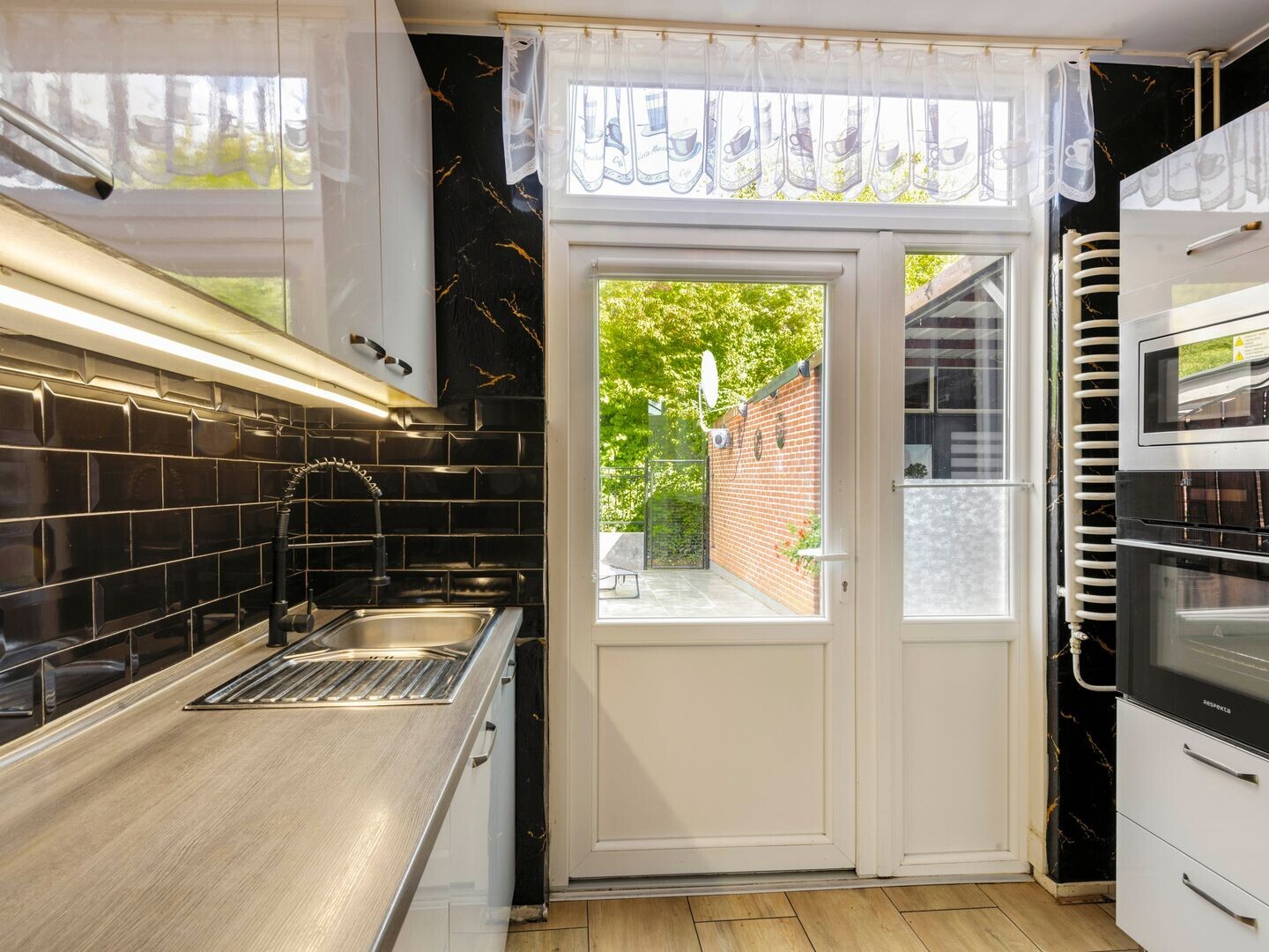 Tussenwoning te koop: Hosterd 19, Puiflijk