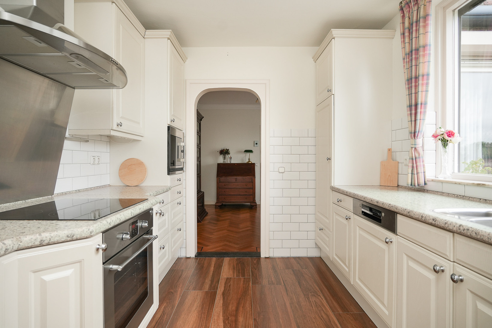 Twee-onder-één-kap te koop: Molenstraat 11A, Boven-Leeuwen