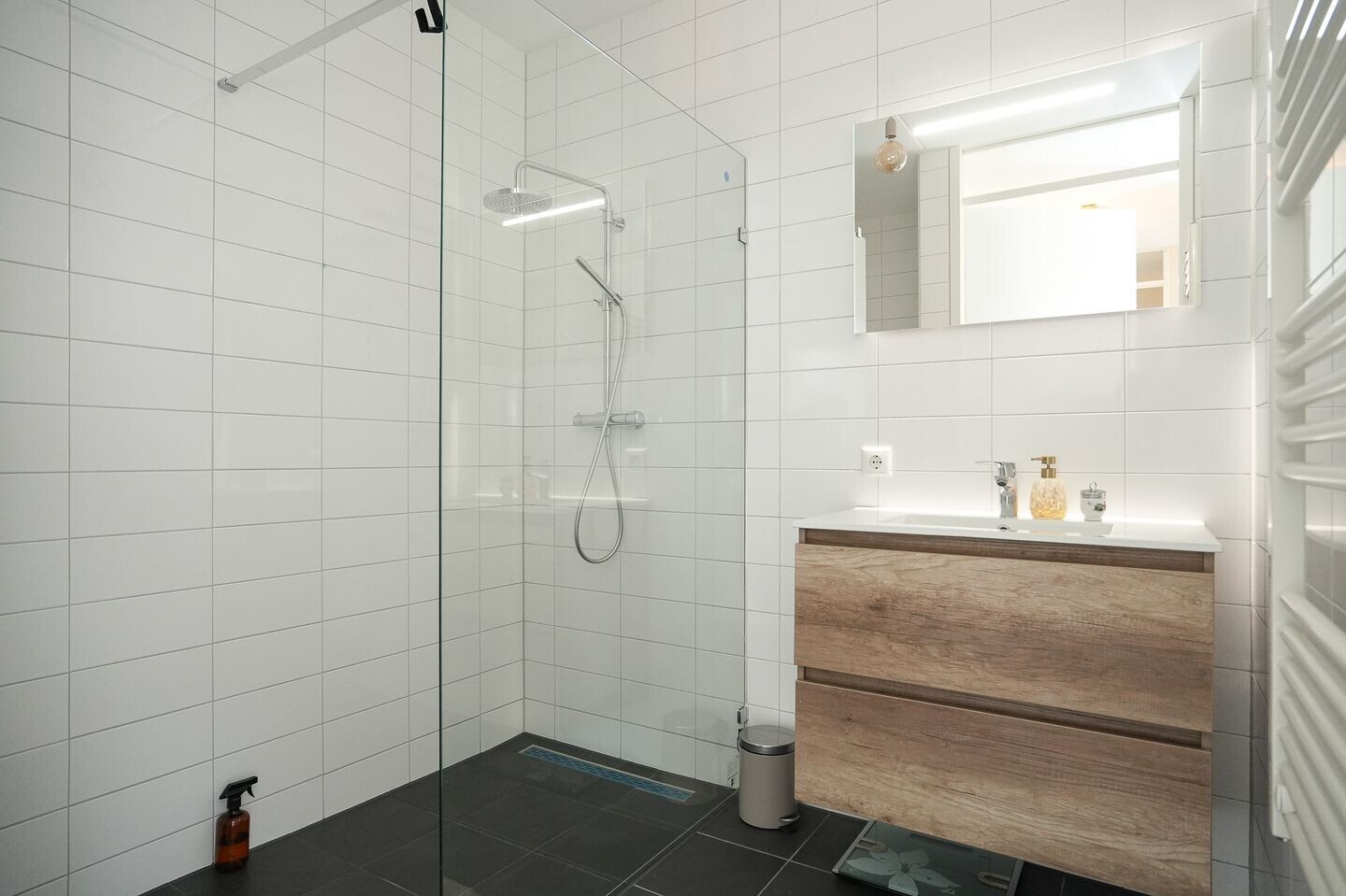 Tussenwoning te koop: Molenstraat 3F, Boven-Leeuwen