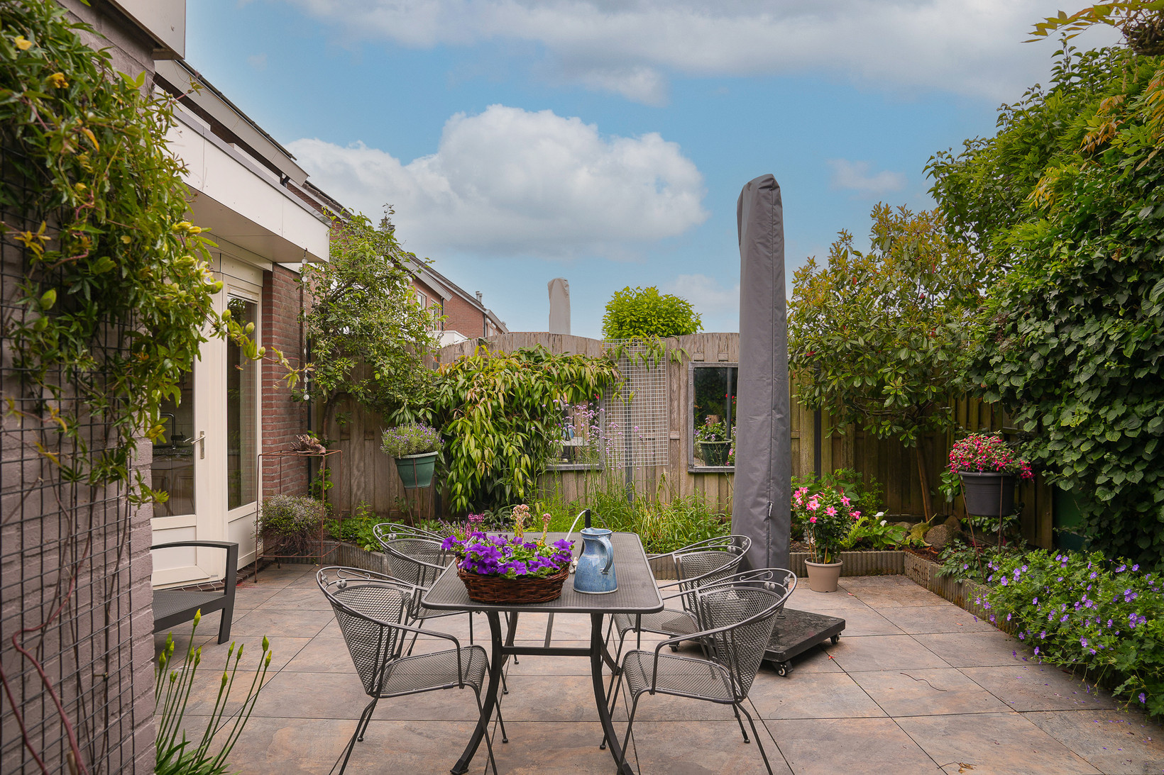 Tussenwoning te koop: Berkenstraat 27, Boven-Leeuwen