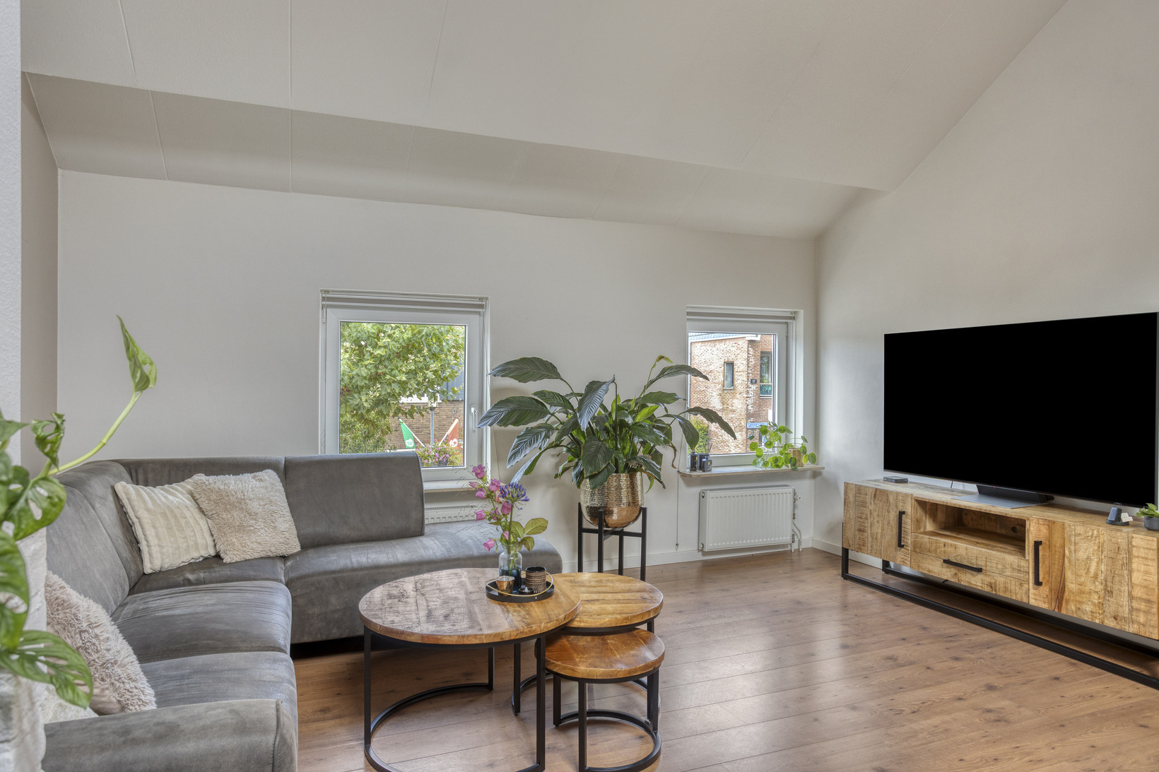 Appartement te koop: Zandstraat 95A, Beneden-Leeuwen