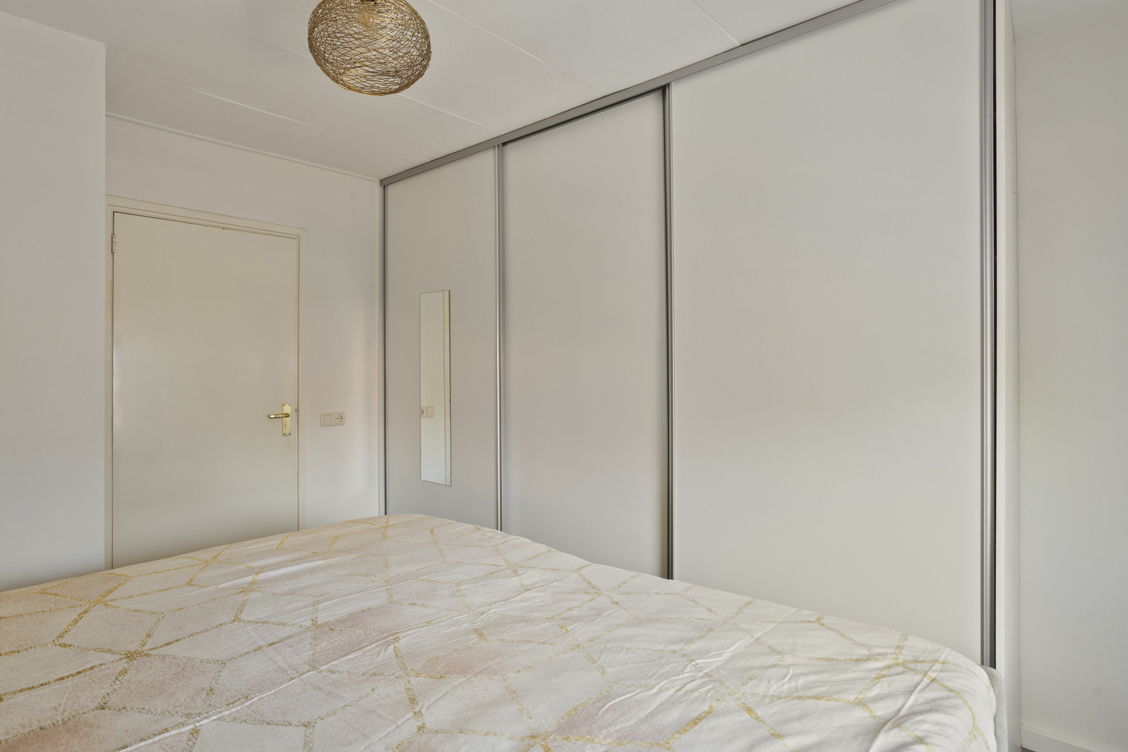Appartement te koop: Zandstraat 95A, Beneden-Leeuwen
