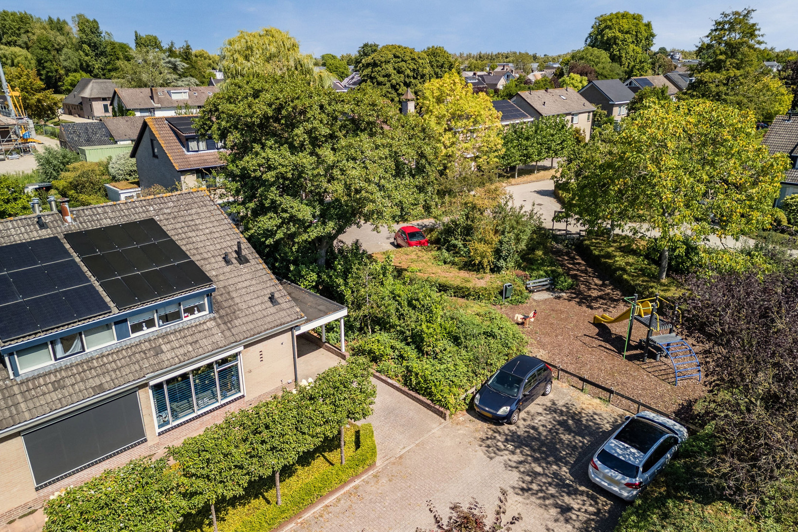 Hoekwoning te koop: Fruitplein 7, Beneden-Leeuwen