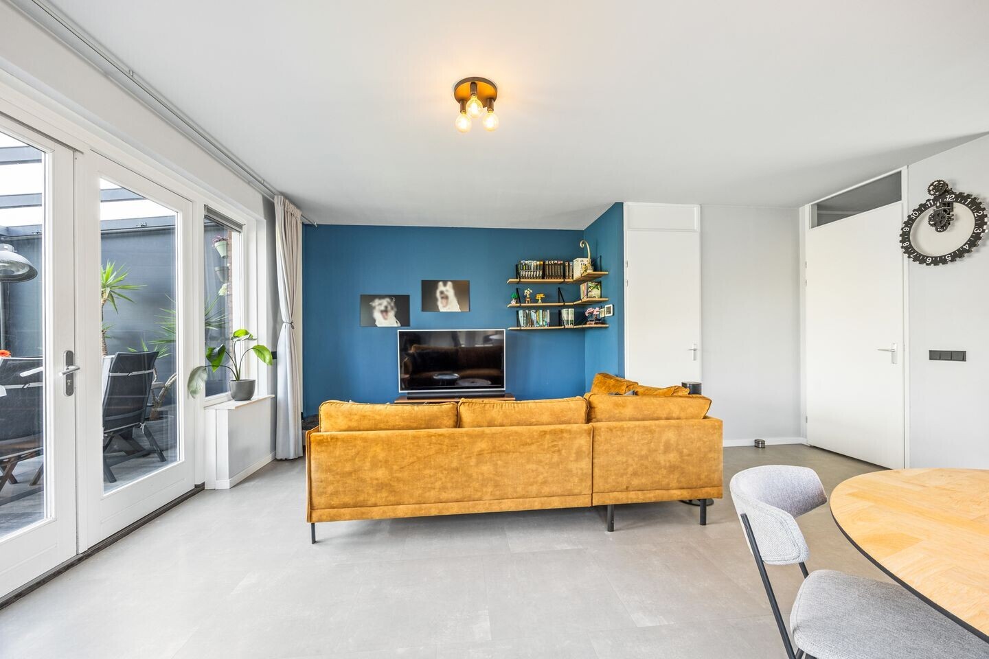 Hoekwoning te koop: Korenveld 1, Beneden-Leeuwen