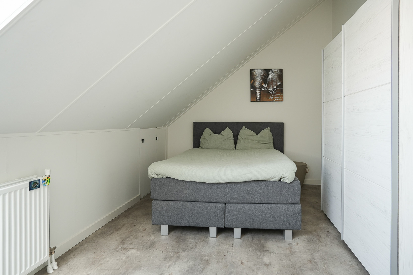 Tussenwoning te koop: Koolzaadveld 51, Beneden-Leeuwen