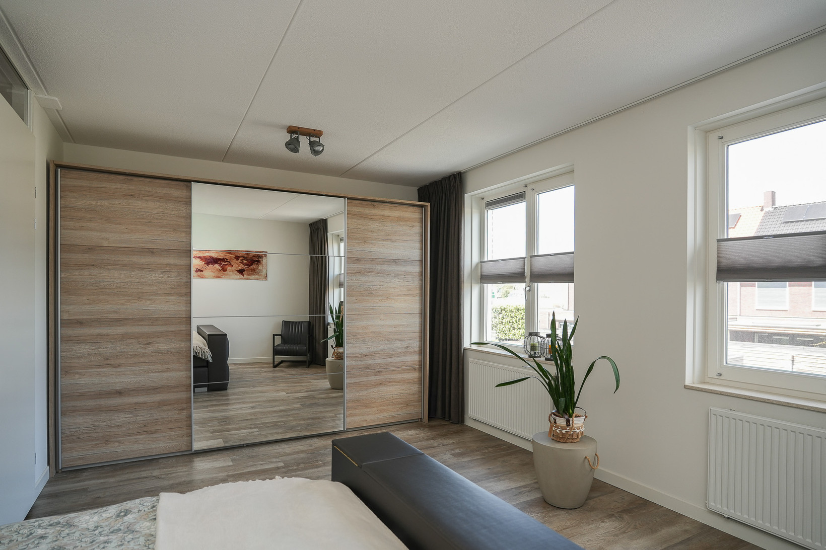 Tussenwoning te koop: Koolzaadveld 51, Beneden-Leeuwen