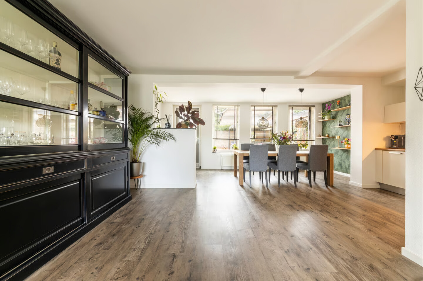 Tussenwoning te koop: Viaductstraat 27, Wamel