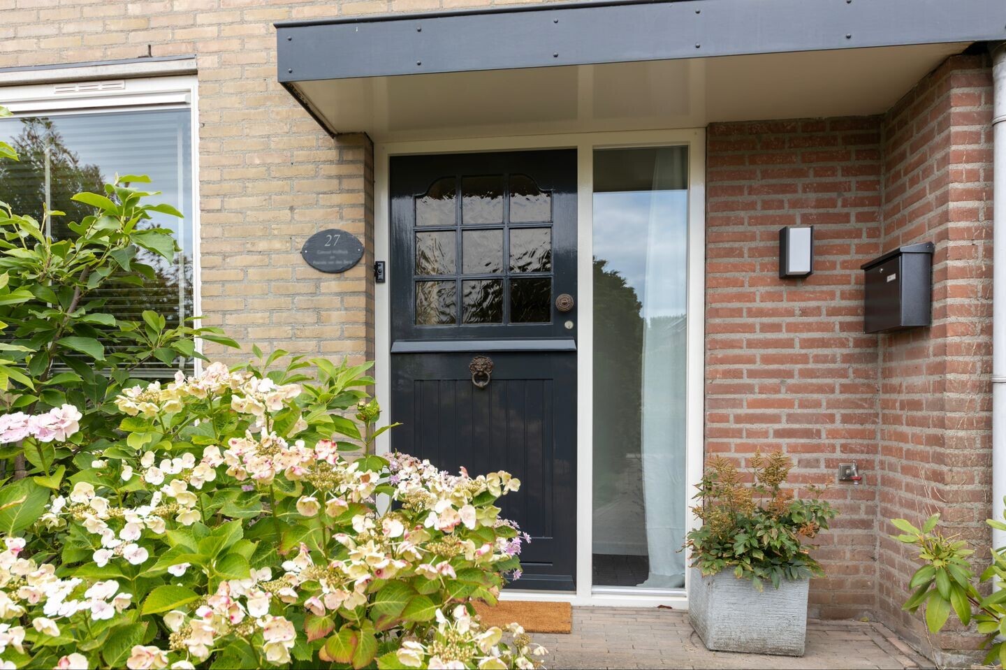 Tussenwoning te koop: Viaductstraat 27, Wamel