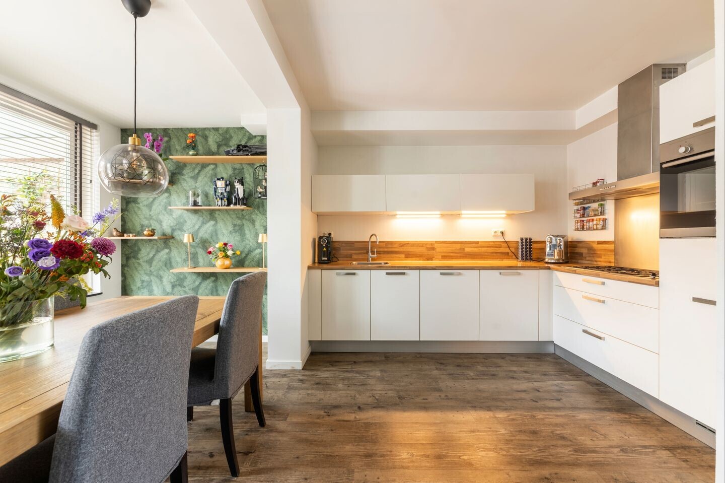 Tussenwoning te koop: Viaductstraat 27, Wamel