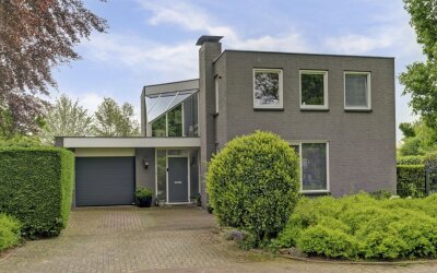 Bizetstraat 13