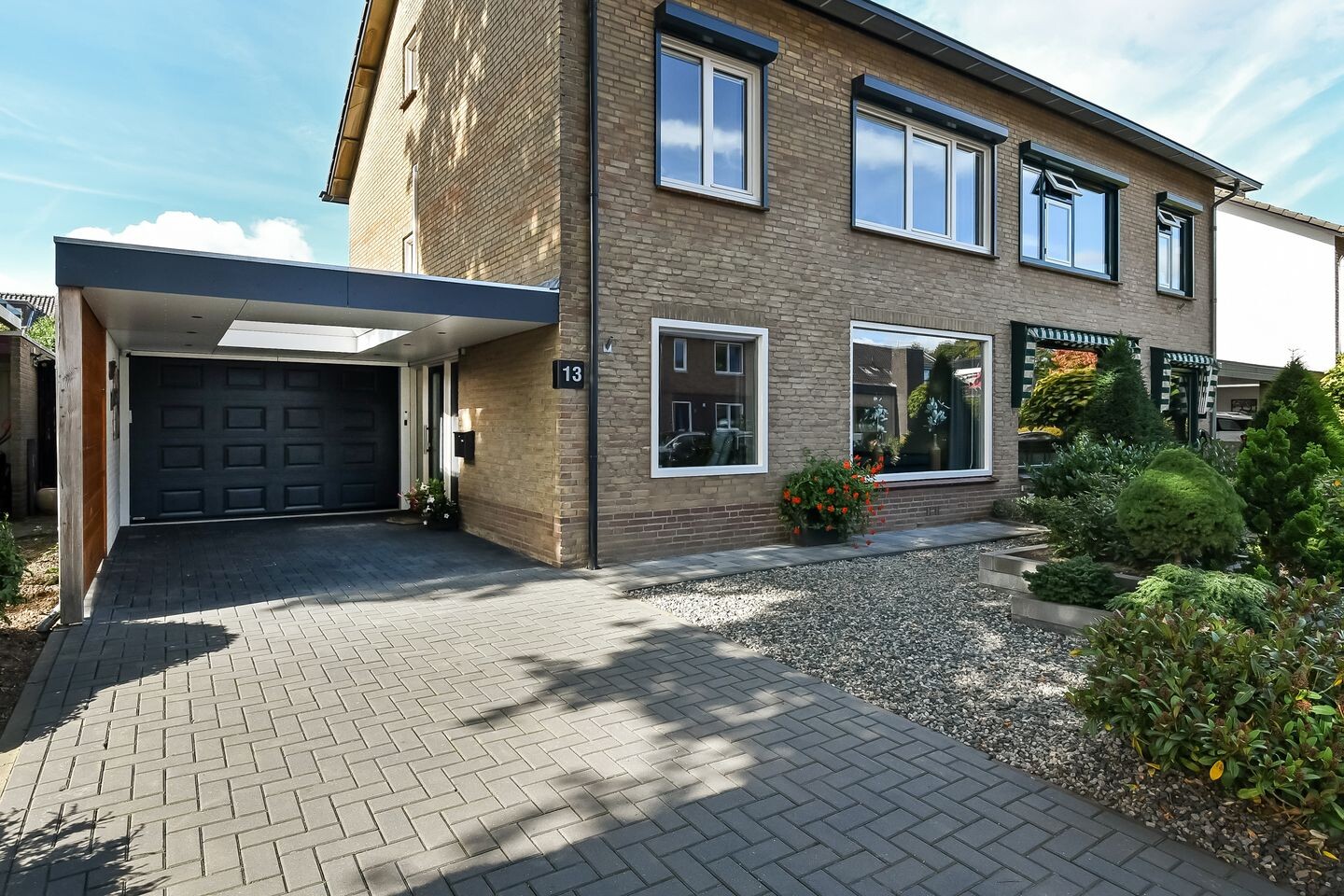 Hoekwoning te koop: Beethovenstraat 13, Elst