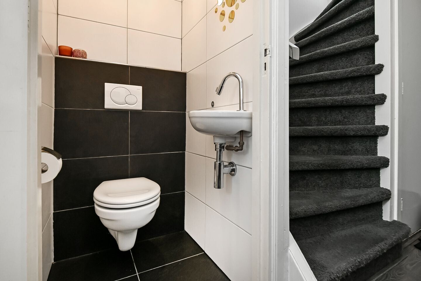 Twee-onder-één-kap te koop: Van Hallstraat 20, Elst