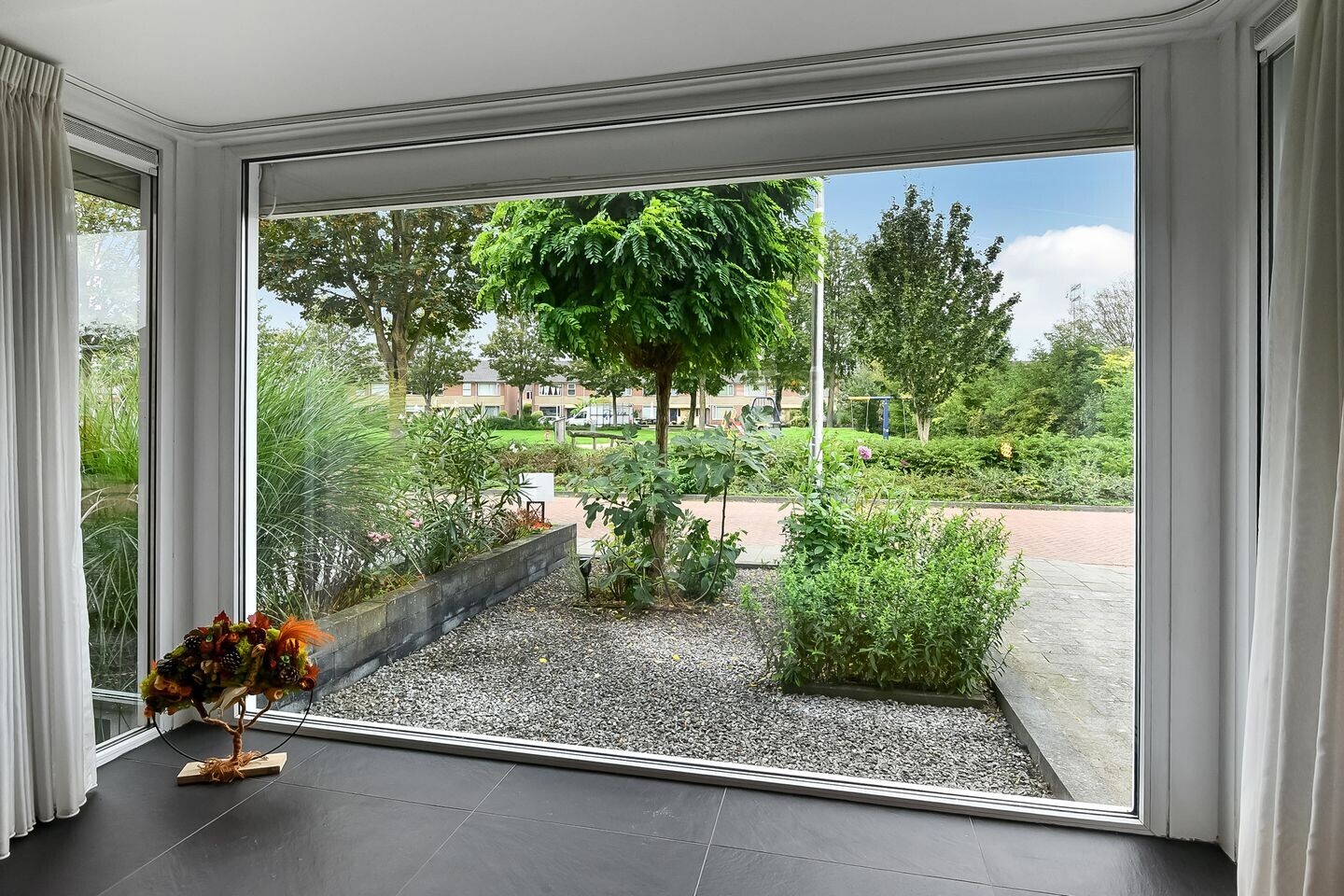 Twee-onder-één-kap te koop: Van Hallstraat 20, Elst